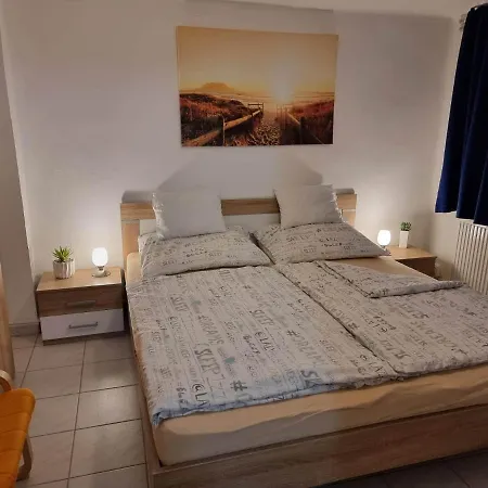P7-nyaralo Apartment